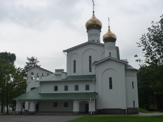 Церковь Веры, Надежды, Любови и матери их Софии)